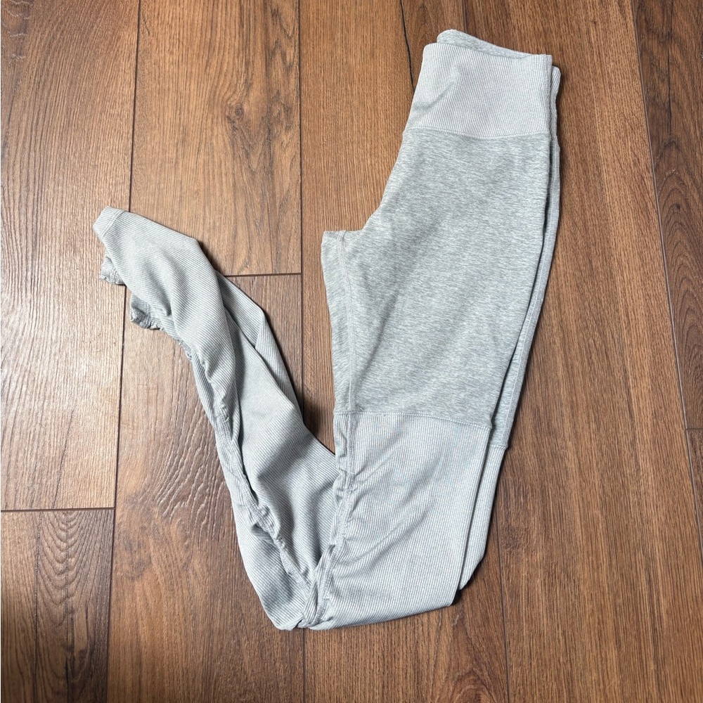 Alo Yoga Leggings